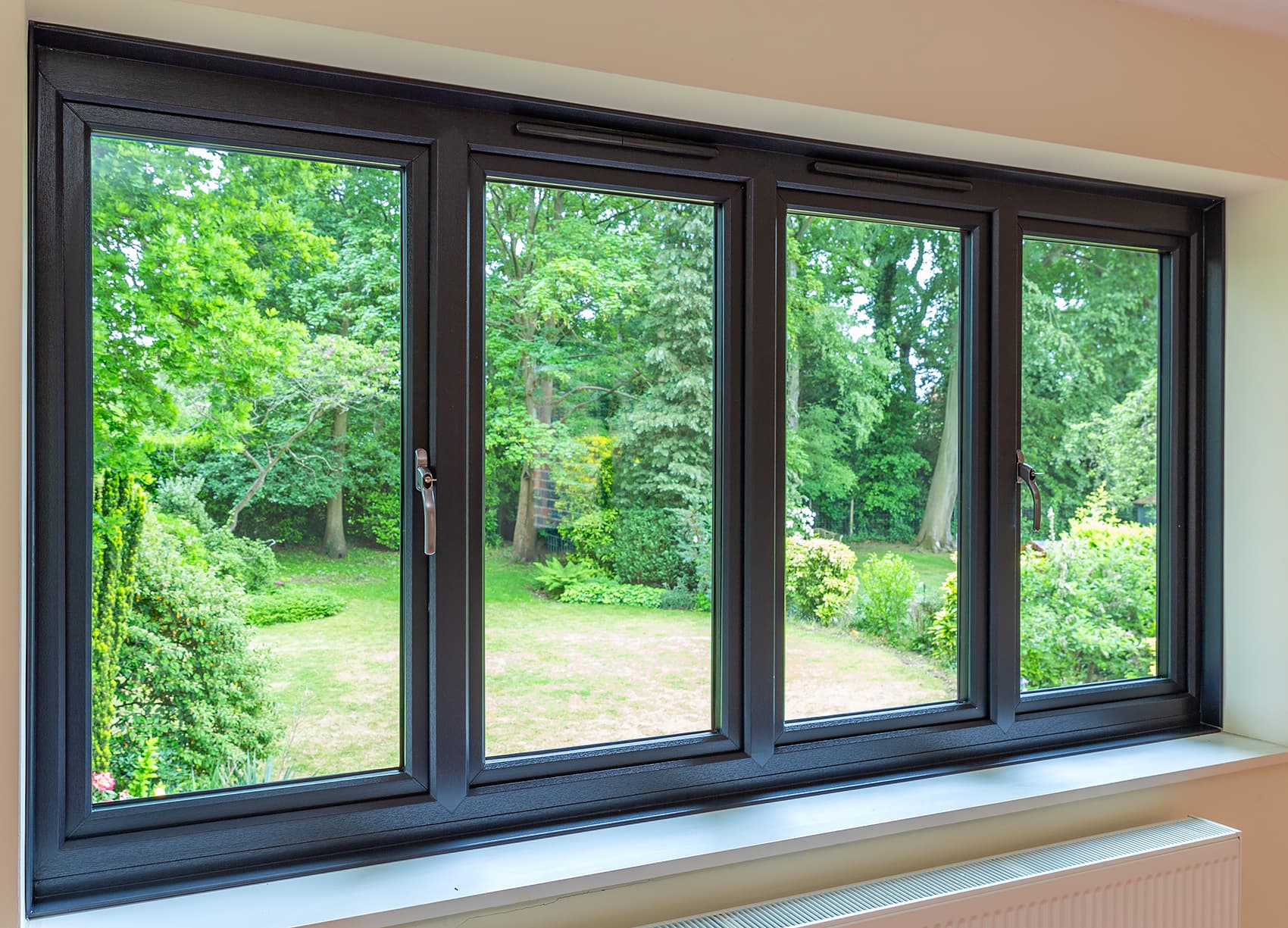 Glasbau West – Maßgeschneiderte Fenster Krefeld für Ihr Zuhause