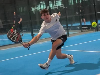 Leichte Schläger für Frauen – Jetzt bei Padel Profi Deutschland die Top-Auswahl an Padelschlägern entdecken