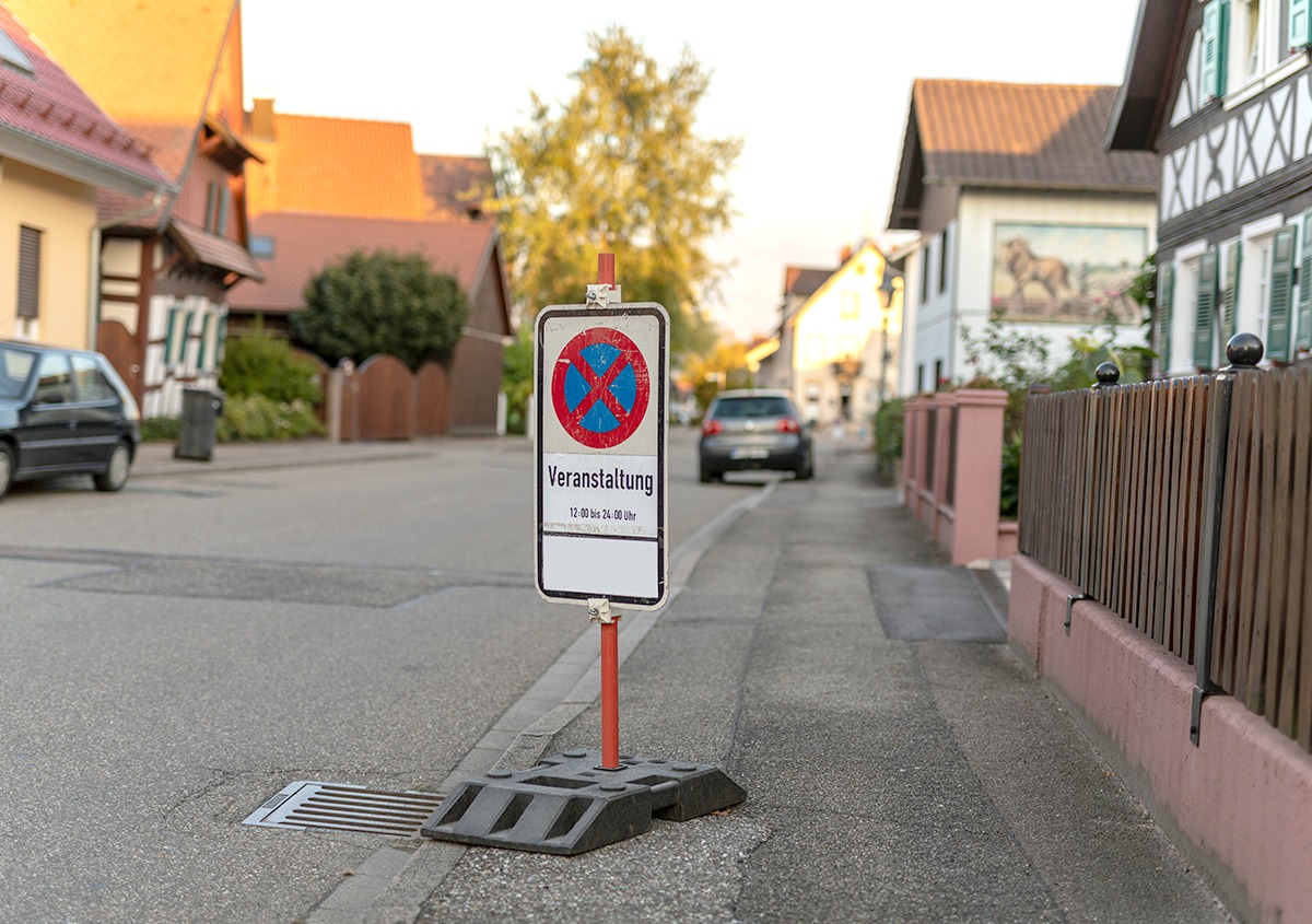 Halteverbot 24: Der Express-Service für kurzfristige Parkraumreservierung
